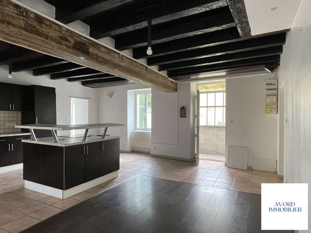 Maison à FARGES-EN-SEPTAINE