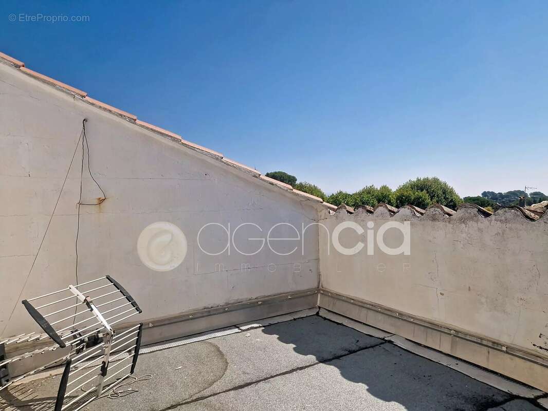 Appartement au ROURET - photo 8