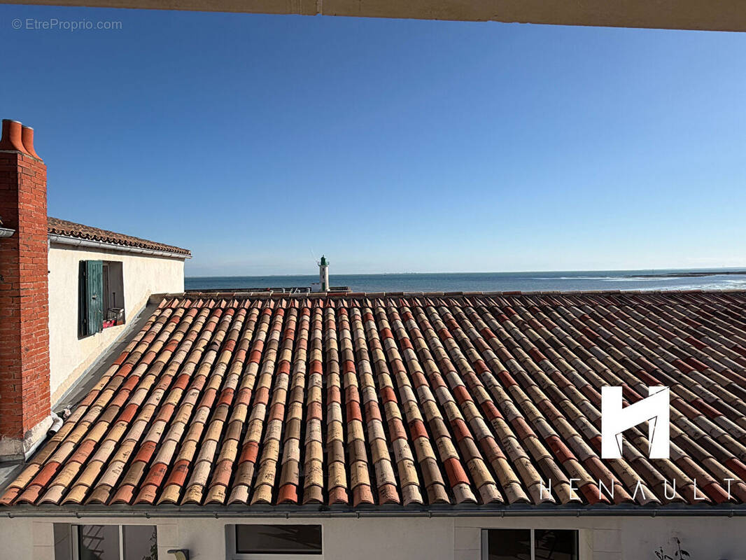 Appartement à LA FLOTTE