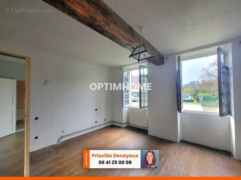 Maison à GROSSOUVRE