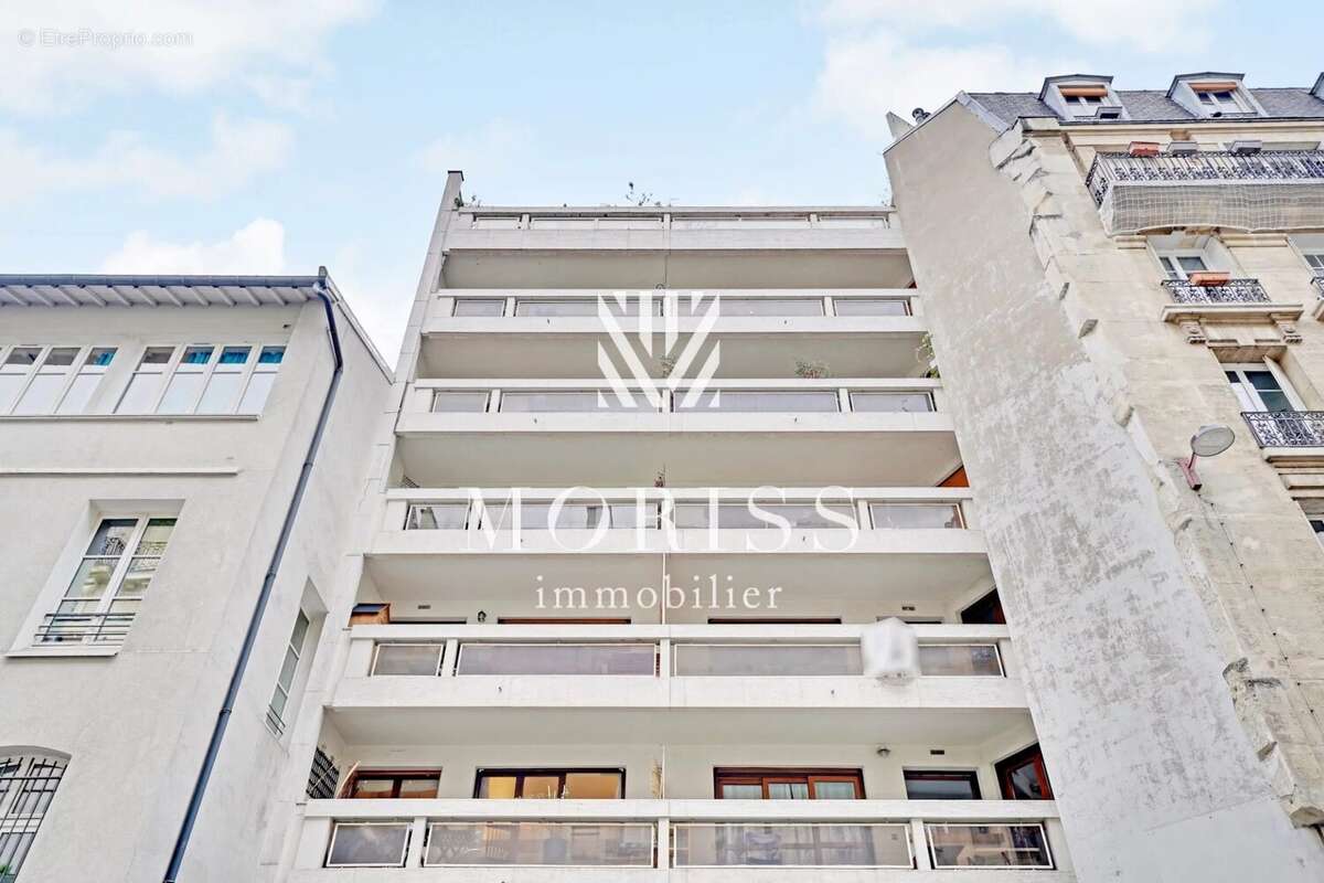 Appartement à PARIS-18E