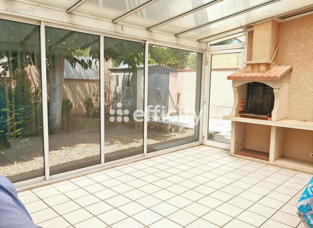 Maison 72 m² à Perpignan  - photo 8