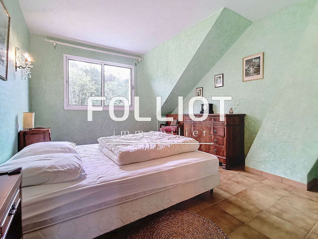 Maison à JULLOUVILLE