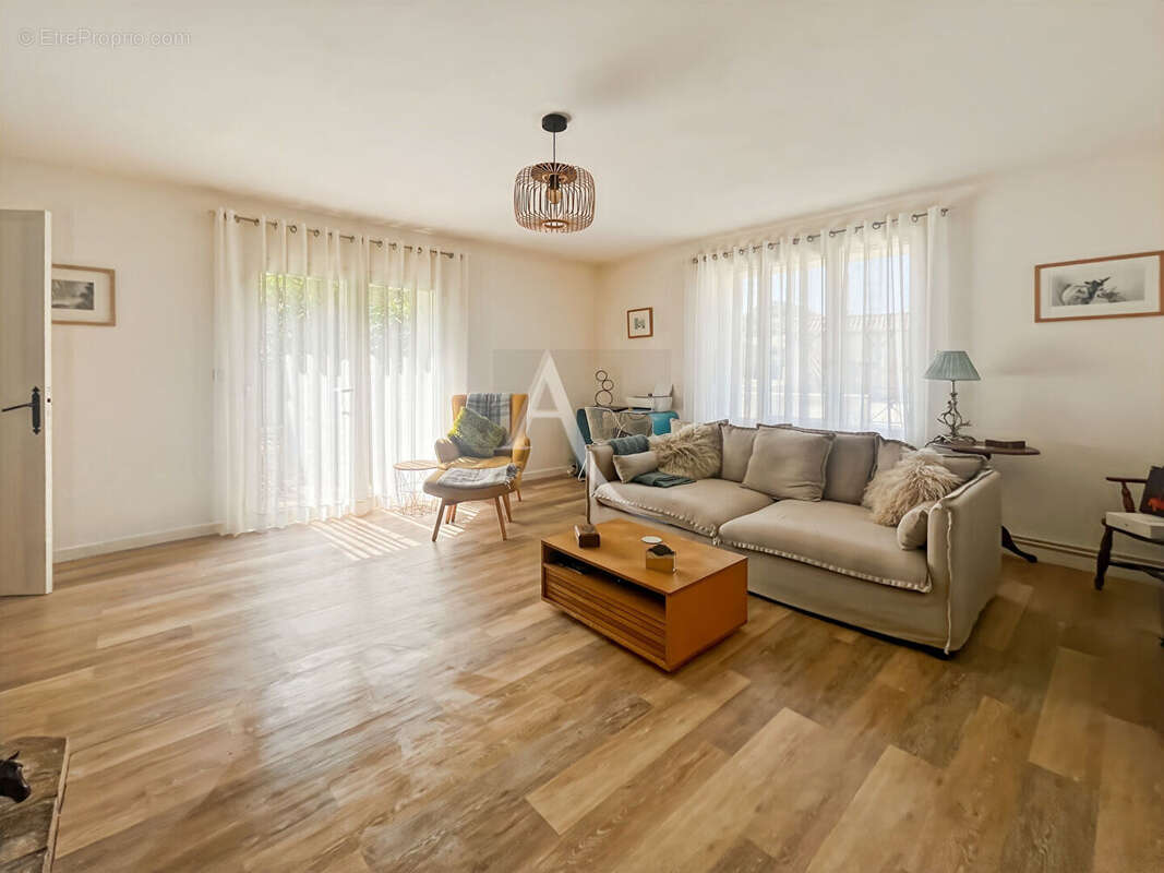 Maison à TOURNON-D&#039;AGENAIS