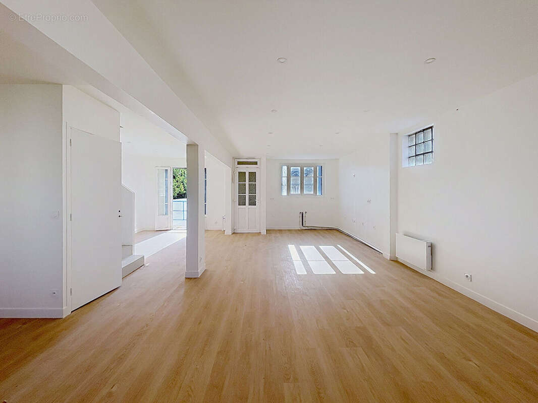 Maison à CARRIERES-SUR-SEINE