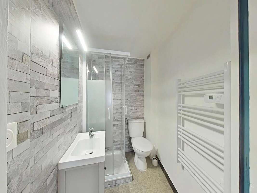 Aigueblanche (73260) – maison d’investissement divisée en 8 logements - photo 4