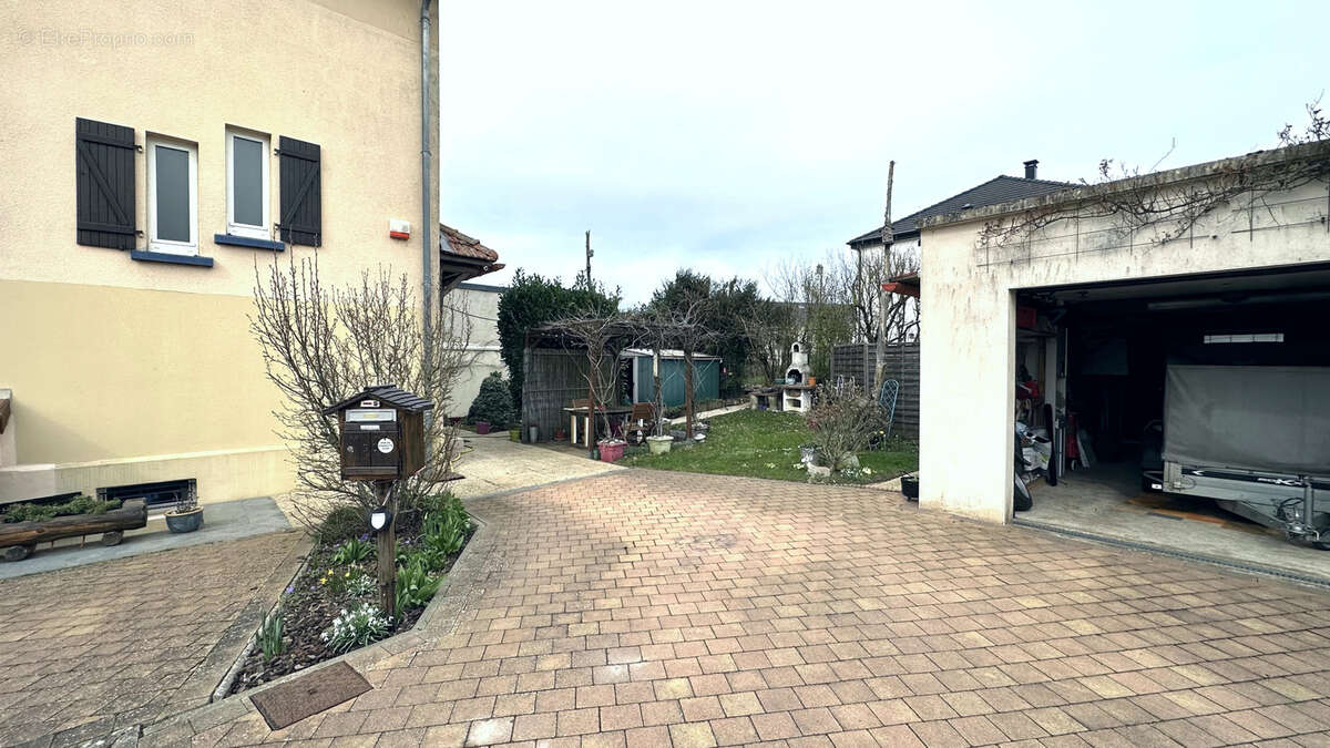 Maison à ANGEVILLERS