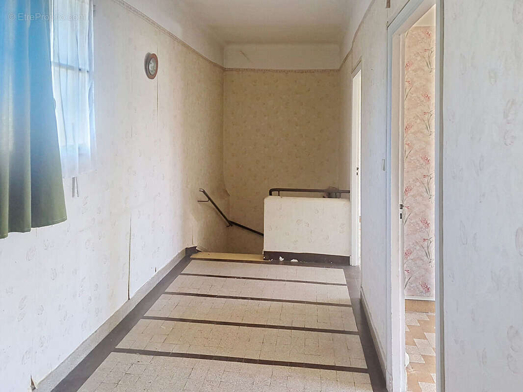 Maison à ROQUEMAURE