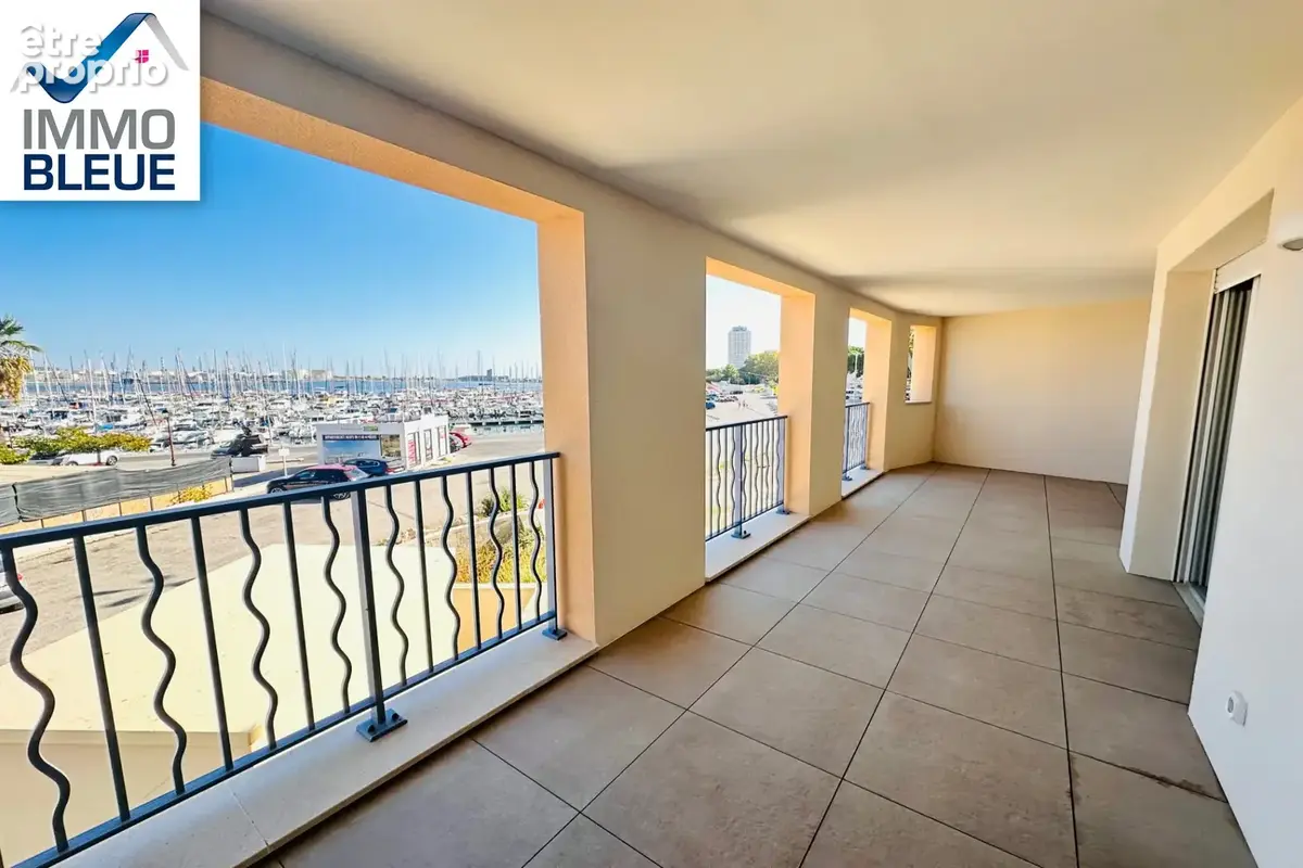 Appartement 4 pièces 84 m² à vendre à Port-De-Bouc (13110) - photo 2