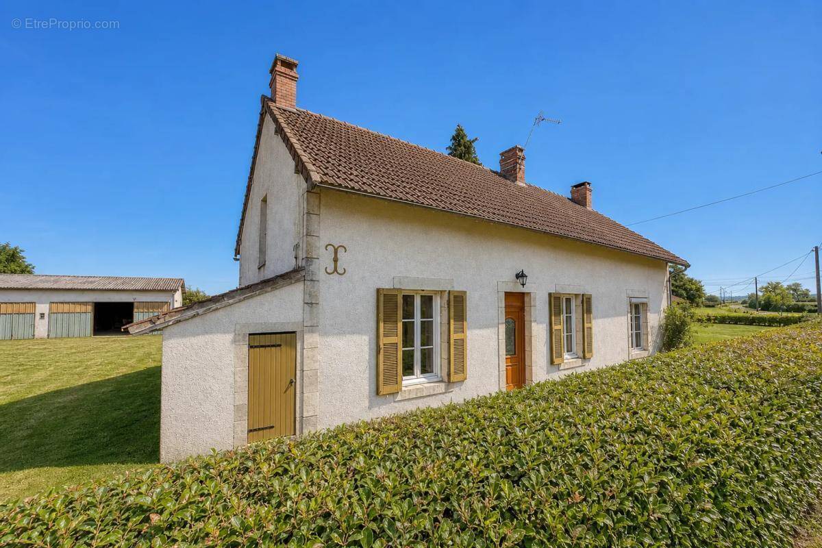 Maison à TEILLET-ARGENTY
