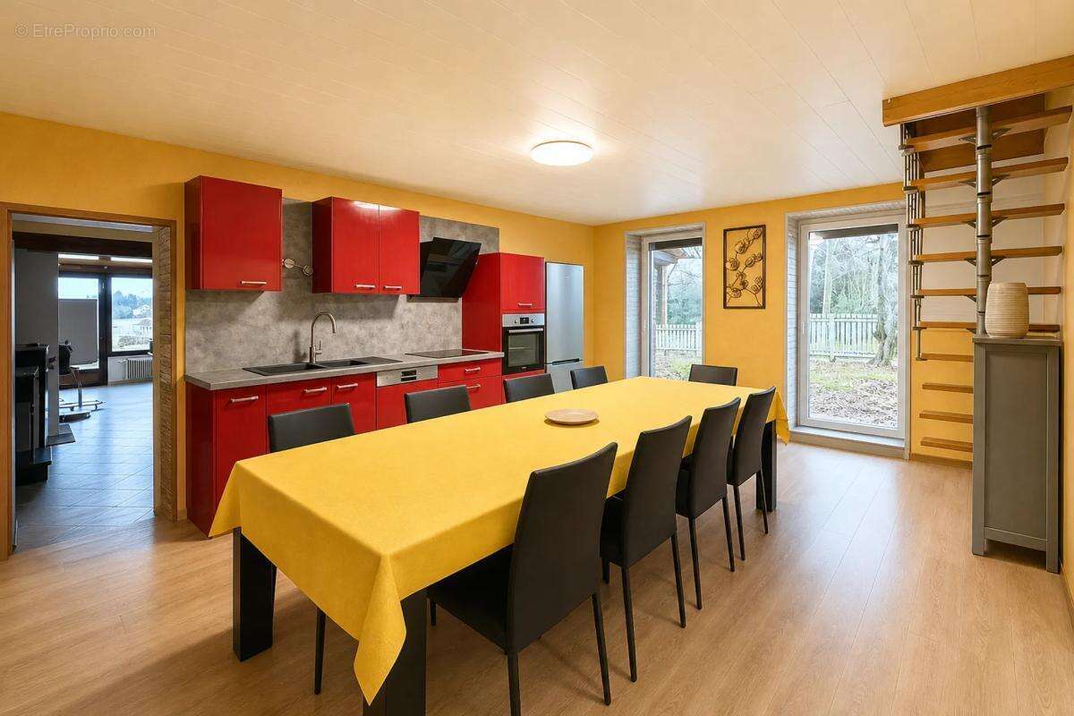 Les abrets-en-dauphiné (38490) – propriété atypique – 335 m² - photo 15