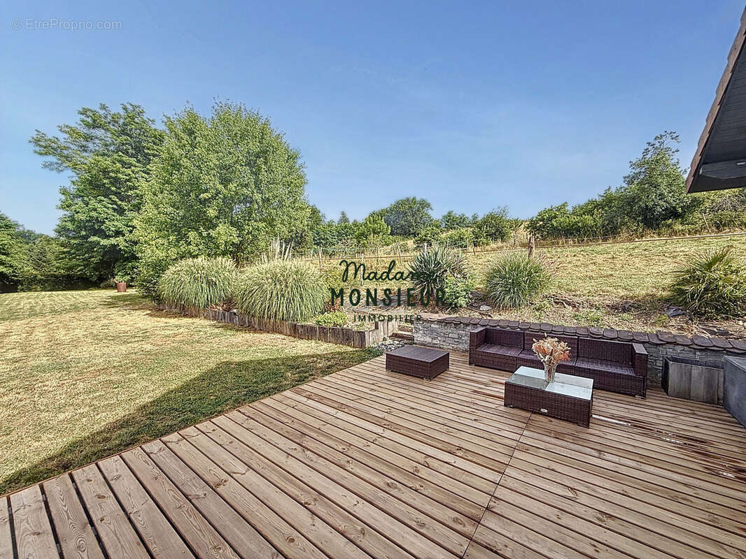 Maison à LA TOUR-DU-PIN