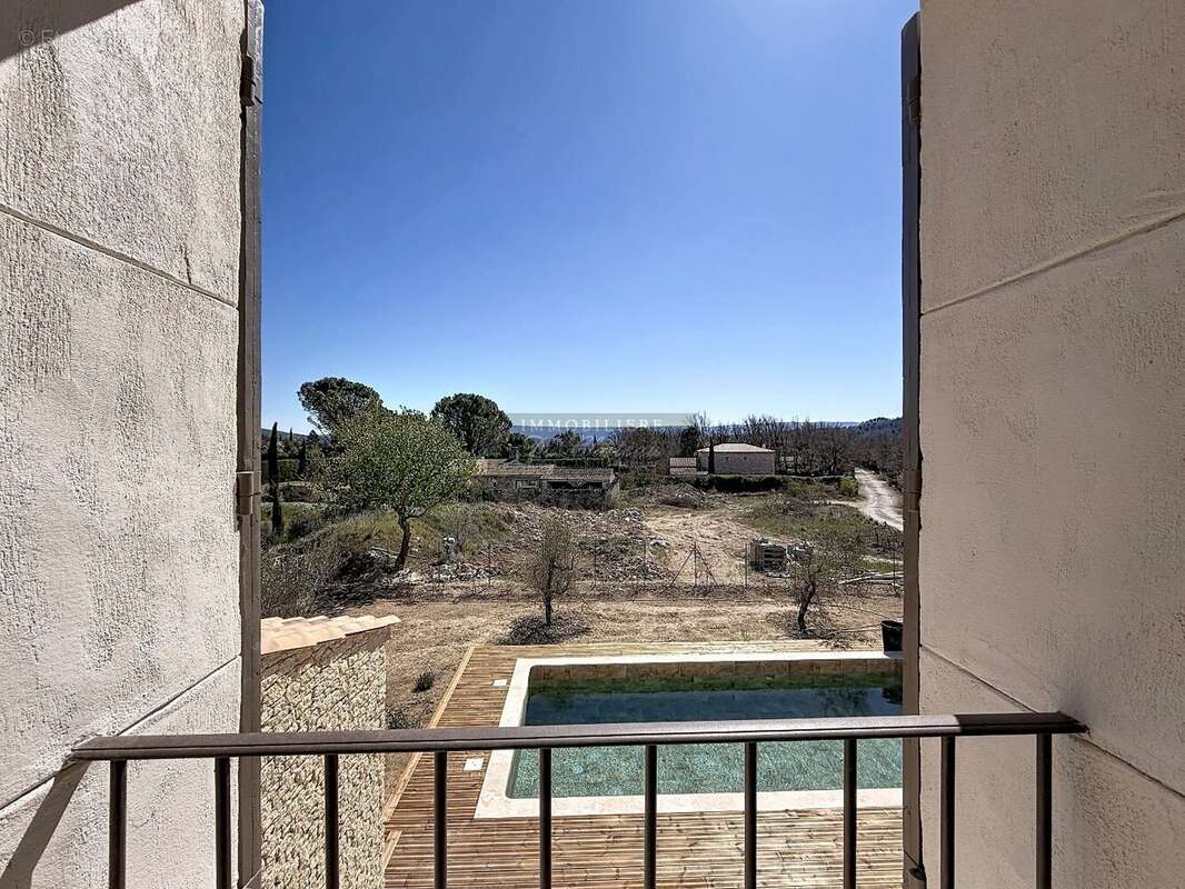 Élégante propriété en pierre neuve avec piscine et pool-house dans un environnement privilégié - photo 28