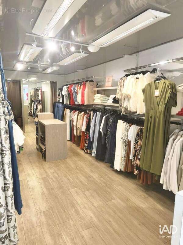 Photo 2 - Commerce à LA FERTE-MACE