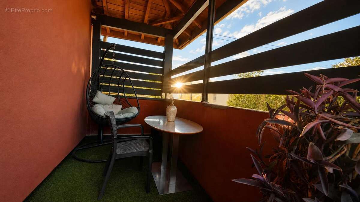 Maison de 6 pièces de 140 m² à Villeurbanne - photo 15