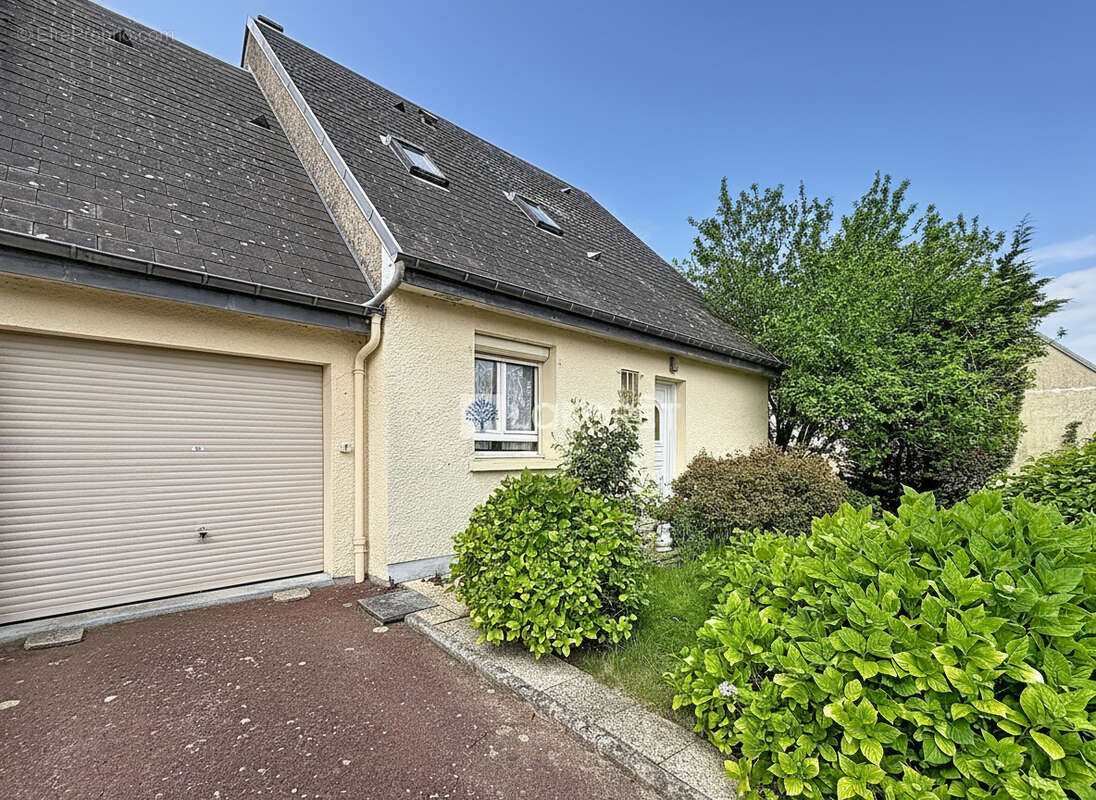 Maison à SASSETOT-LE-MAUCONDUIT