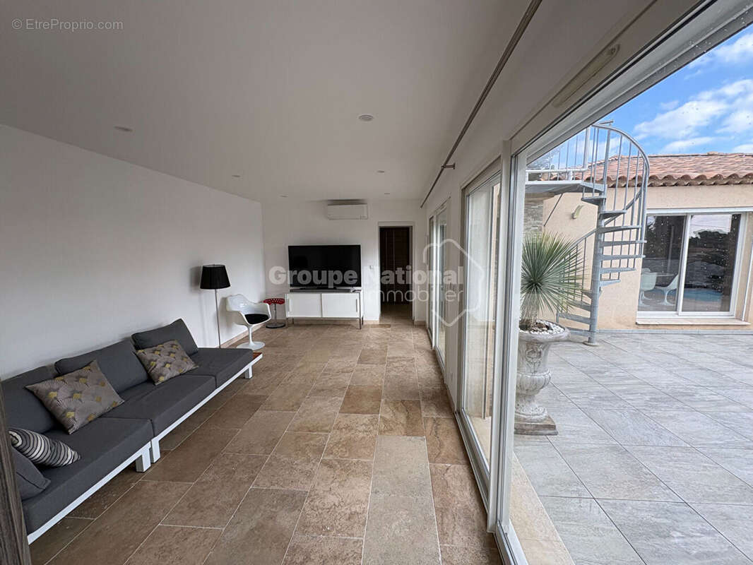 Maison à SAUSSET-LES-PINS