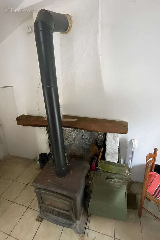 Maison à CHAMPAGNE-LES-MARAIS