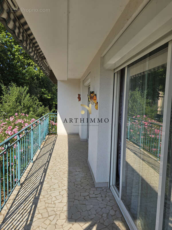 Maison à ROMANS-SUR-ISERE