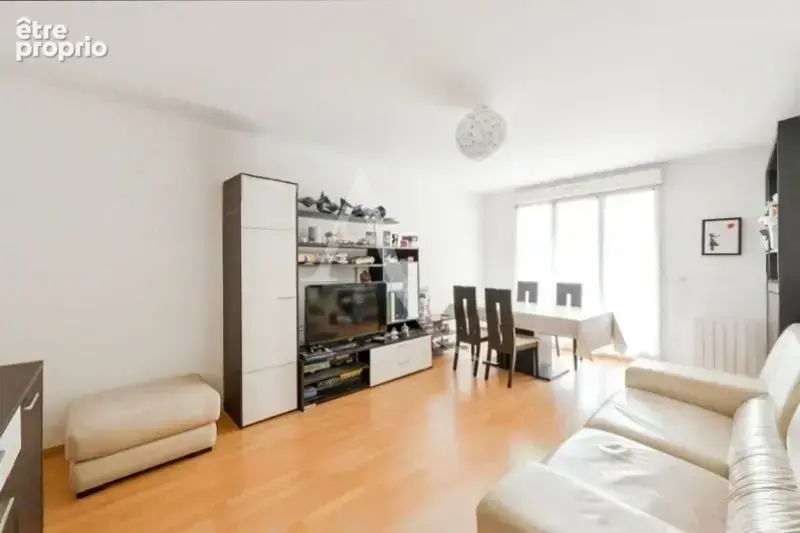 Vauréal coeur de ville - 3 pièces avec balcon ! - photo 6