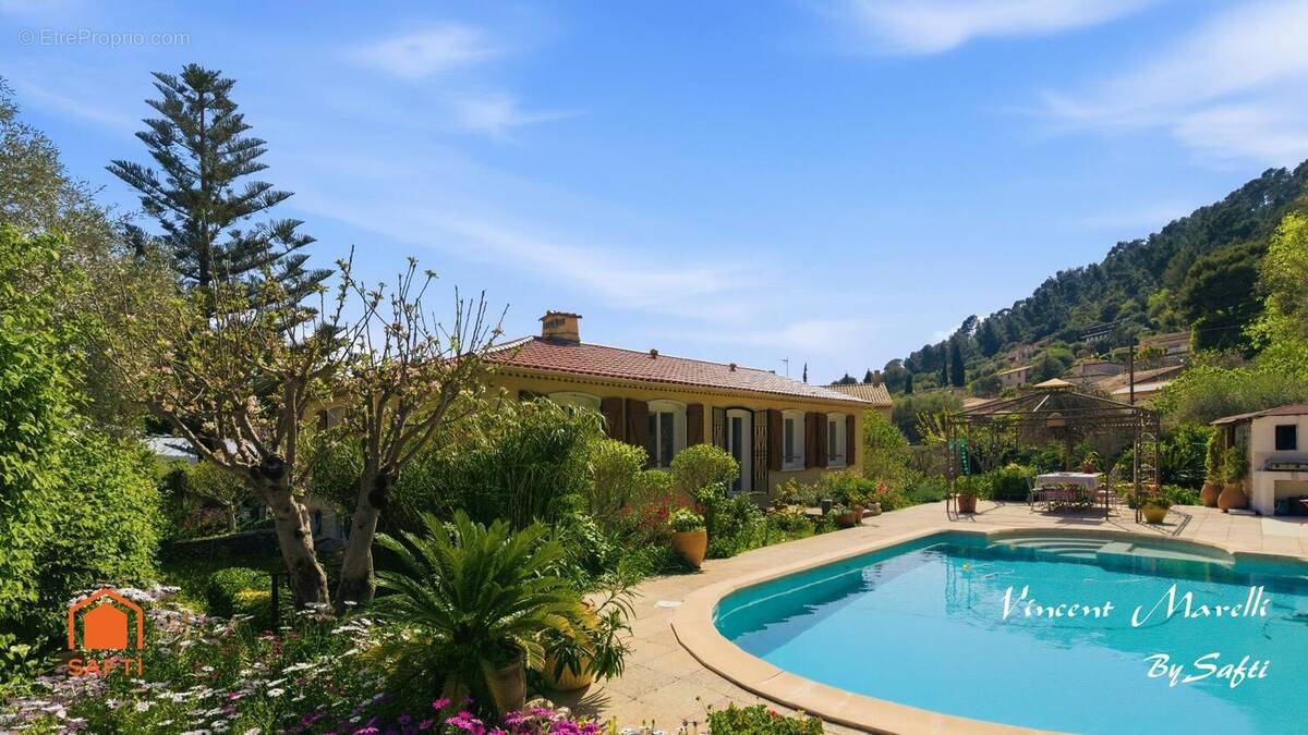 Photo 1 - Maison à LA VALETTE-DU-VAR