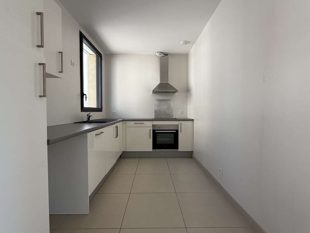 Appartement à CHATEL-SAINT-GERMAIN