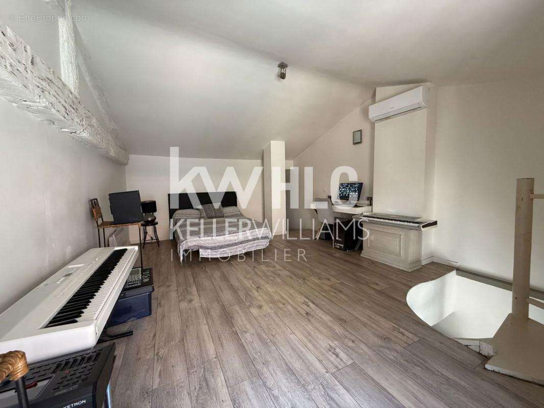 Appartement à CALLIAN