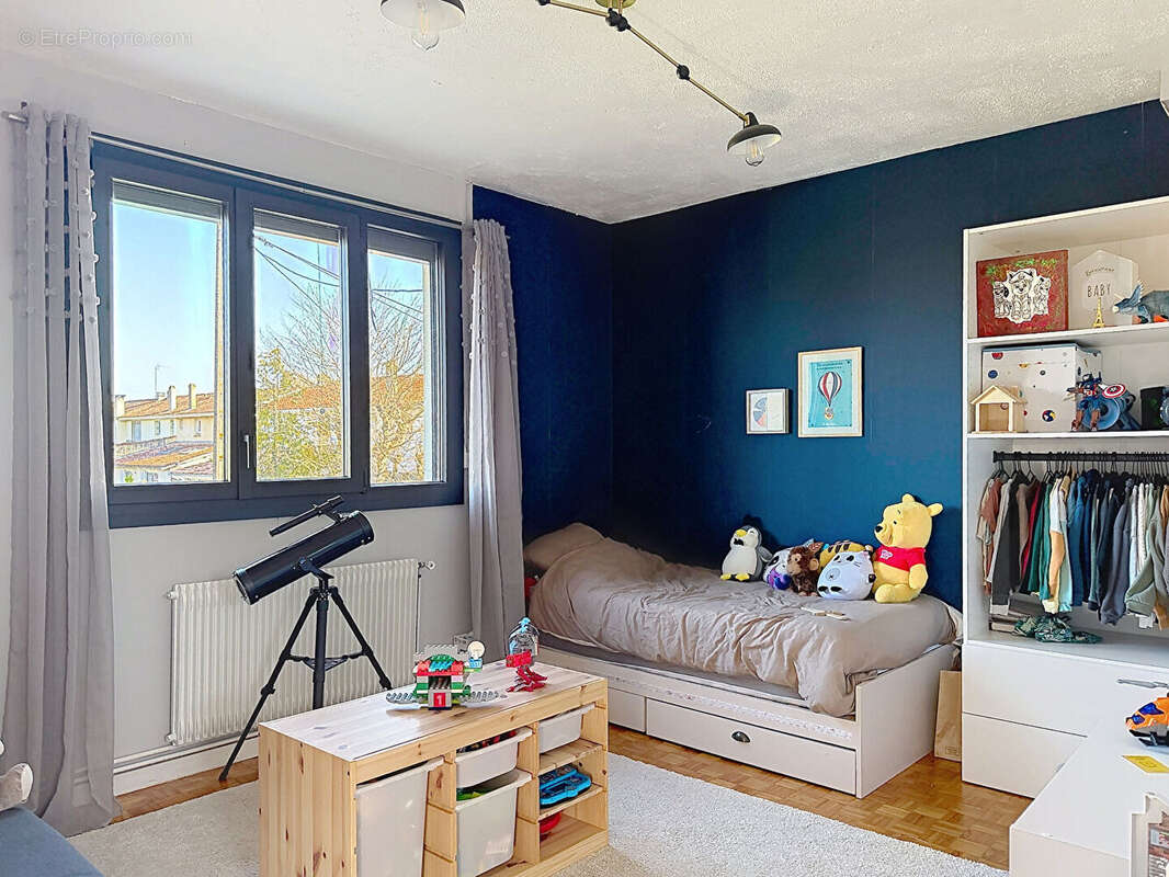 Maison à VILLENAVE-D'ORNON