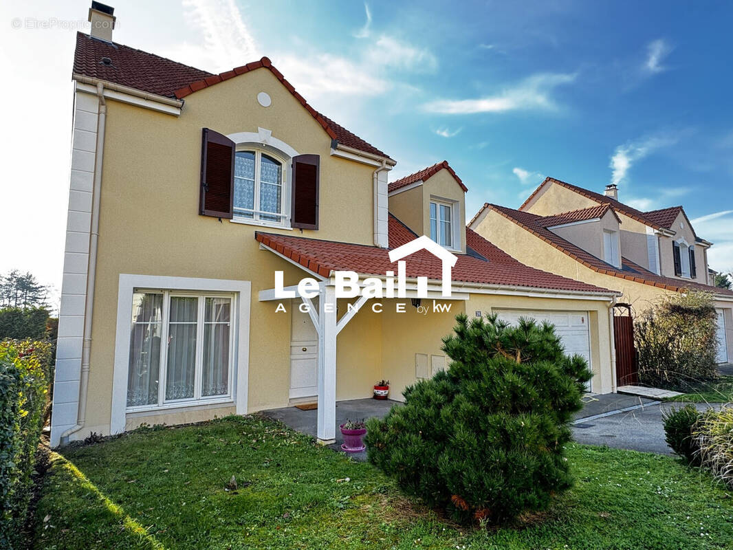 Maison à OSNY