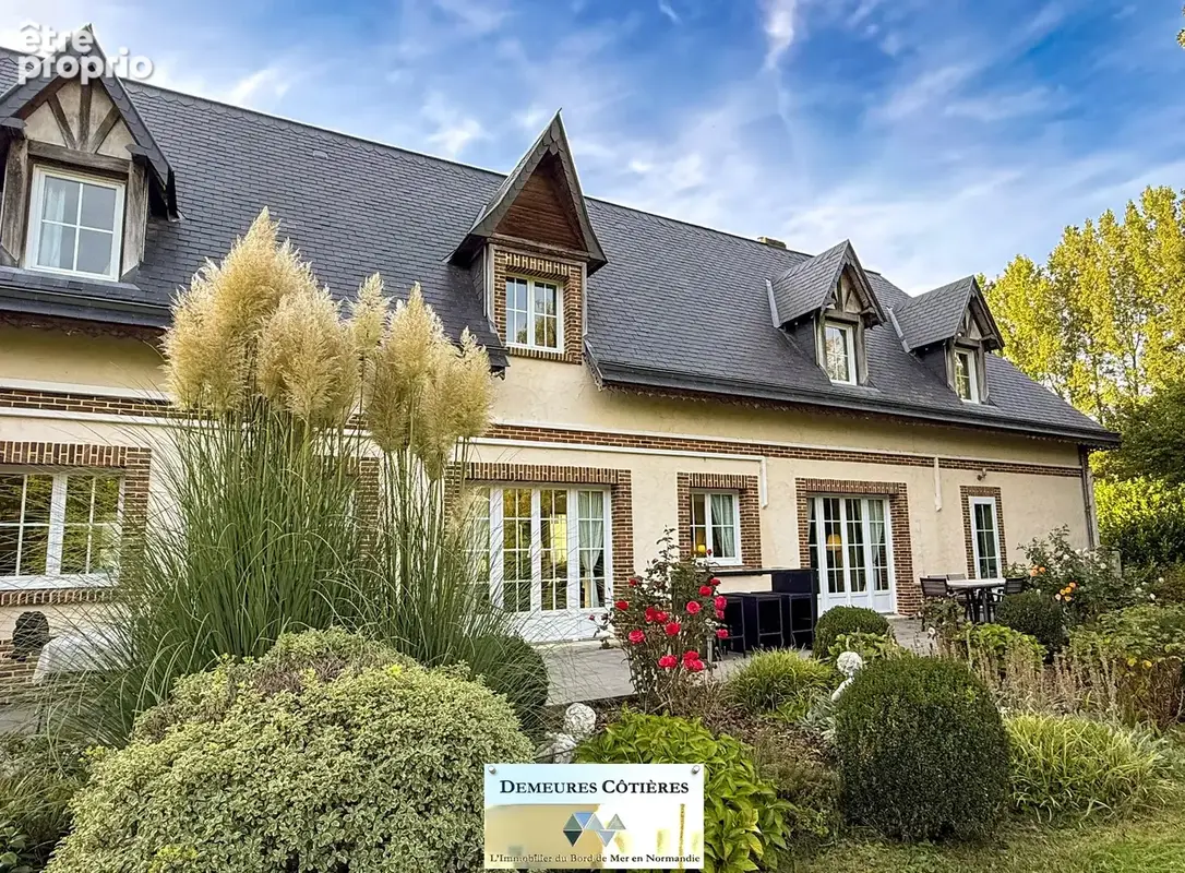 Propriete familiale et touristique de charme a 10 minutes de FECAMP - parc 8000 m2 - piscine - 6 chambres - photo 2