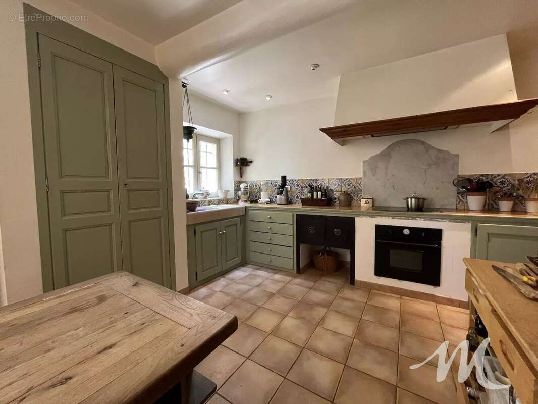 A VENDRE SAINT-MAXIMIN-LA-SAINTE-BAUME 83470 Maison de Maître avec jardin et piscine - photo 14