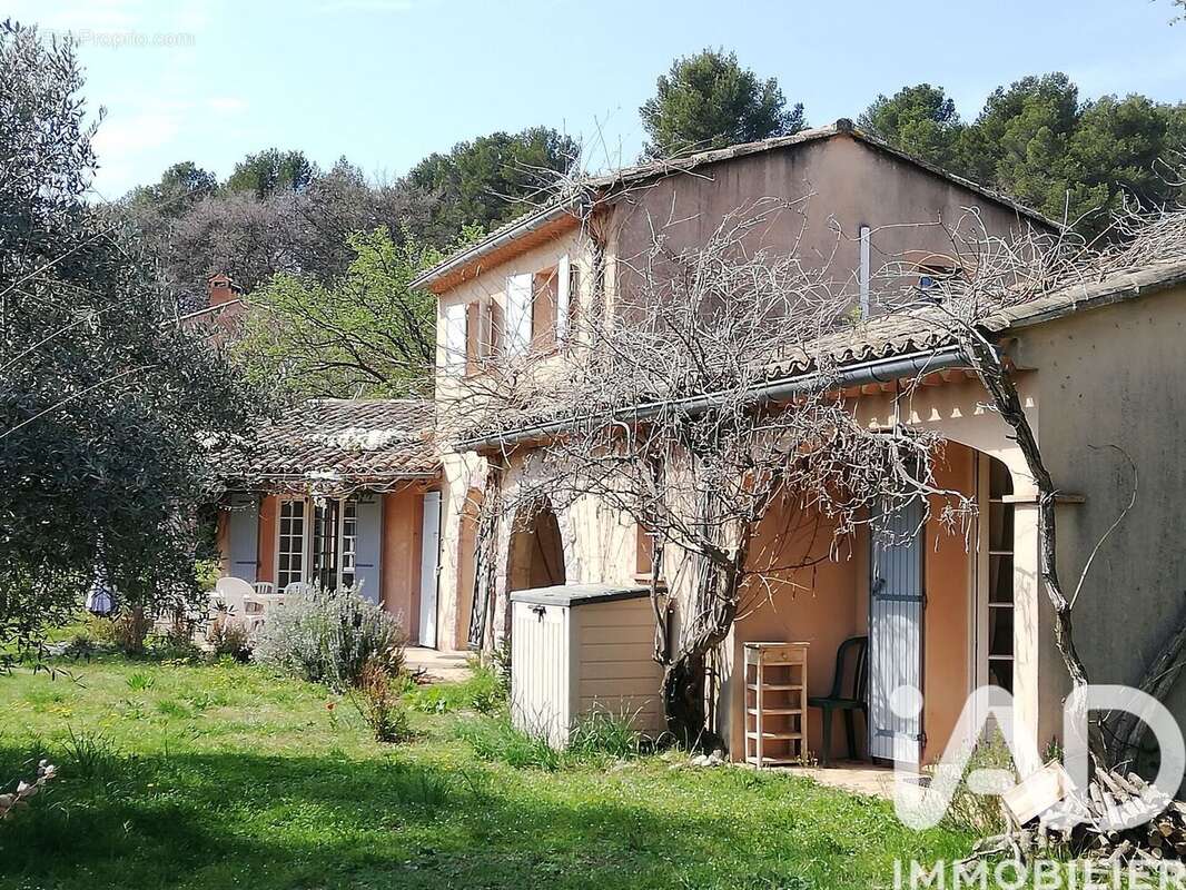 Maison 138 m² à Vaison-La-Romaine  - photo 3