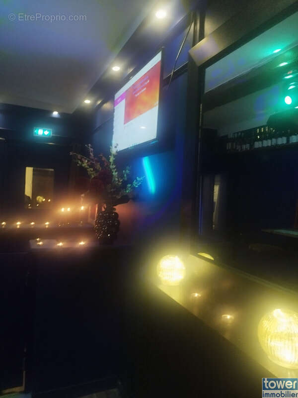 Tres beau bar avec extraction licence iv- paris 6 location gerance possible - photo 2