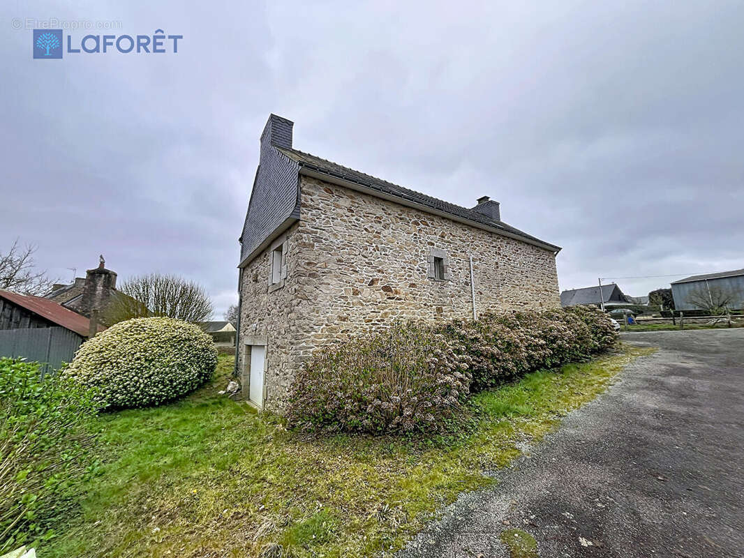 Maison à LA CHAPELLE-NEUVE