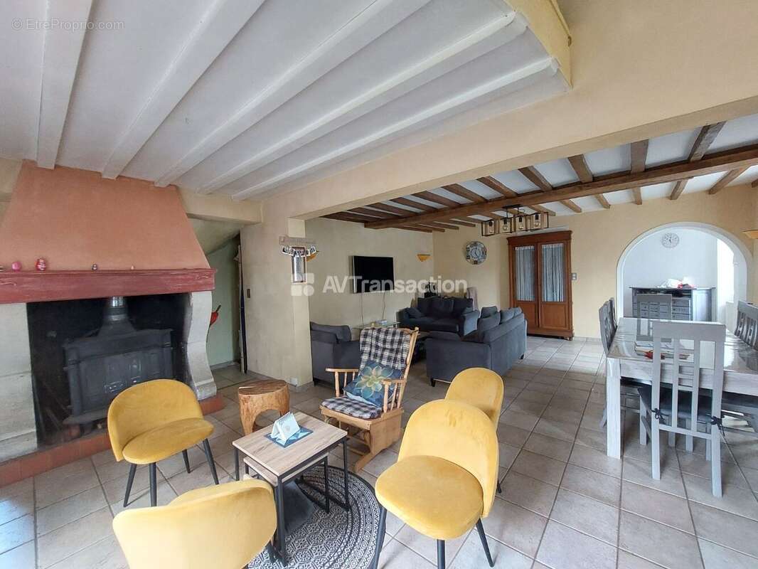 Maison 218 m² à Force  - photo 8