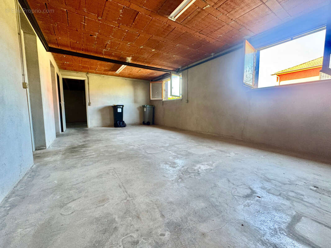 Lentigny 42155  maison à vendre  208m2 936m2 de terrain avec sous sol soit 314m2 - photo 8