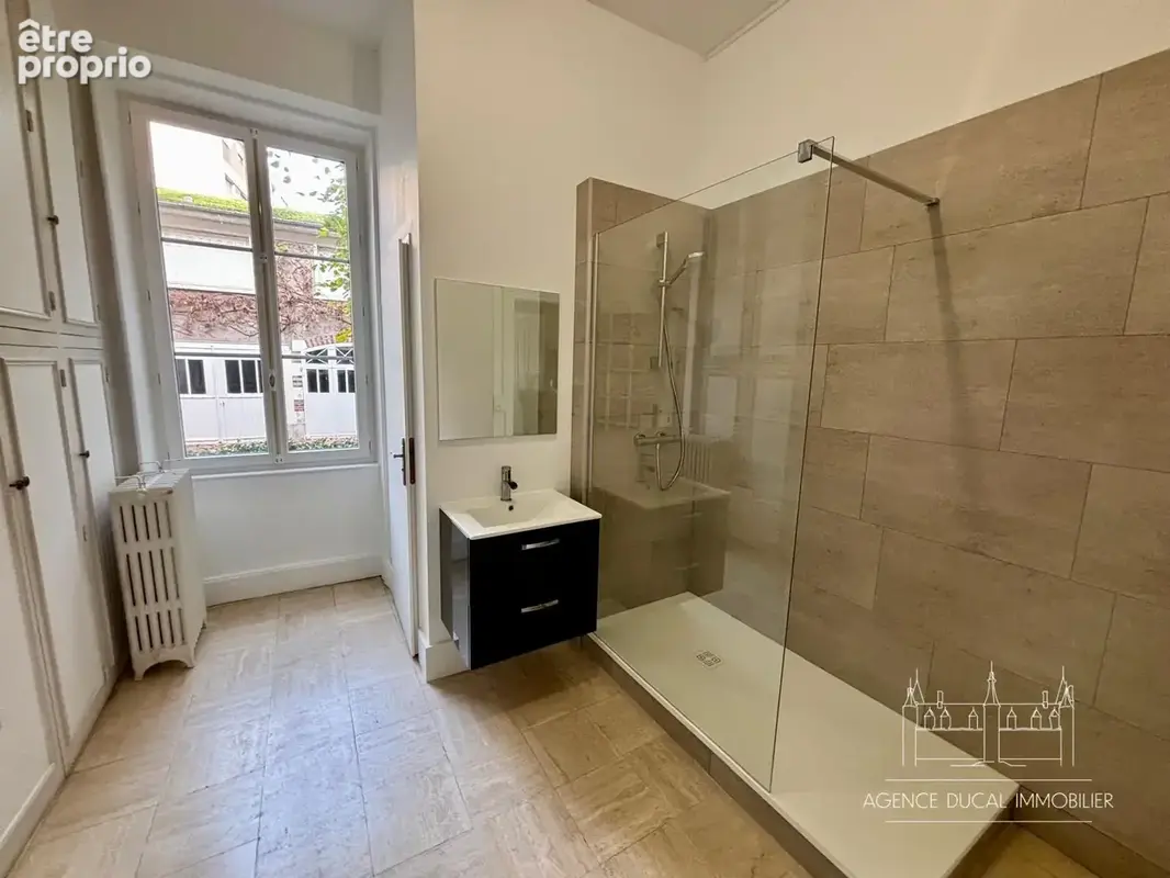 Appartement 448 m² à vendre à Nevers (58000) - photo 4