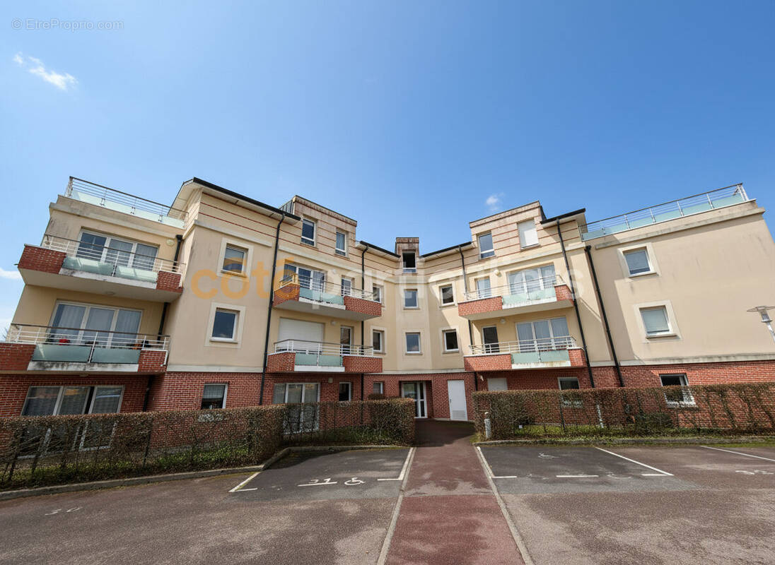 Appartement à SAINT-SEBASTIEN-DE-MORSENT