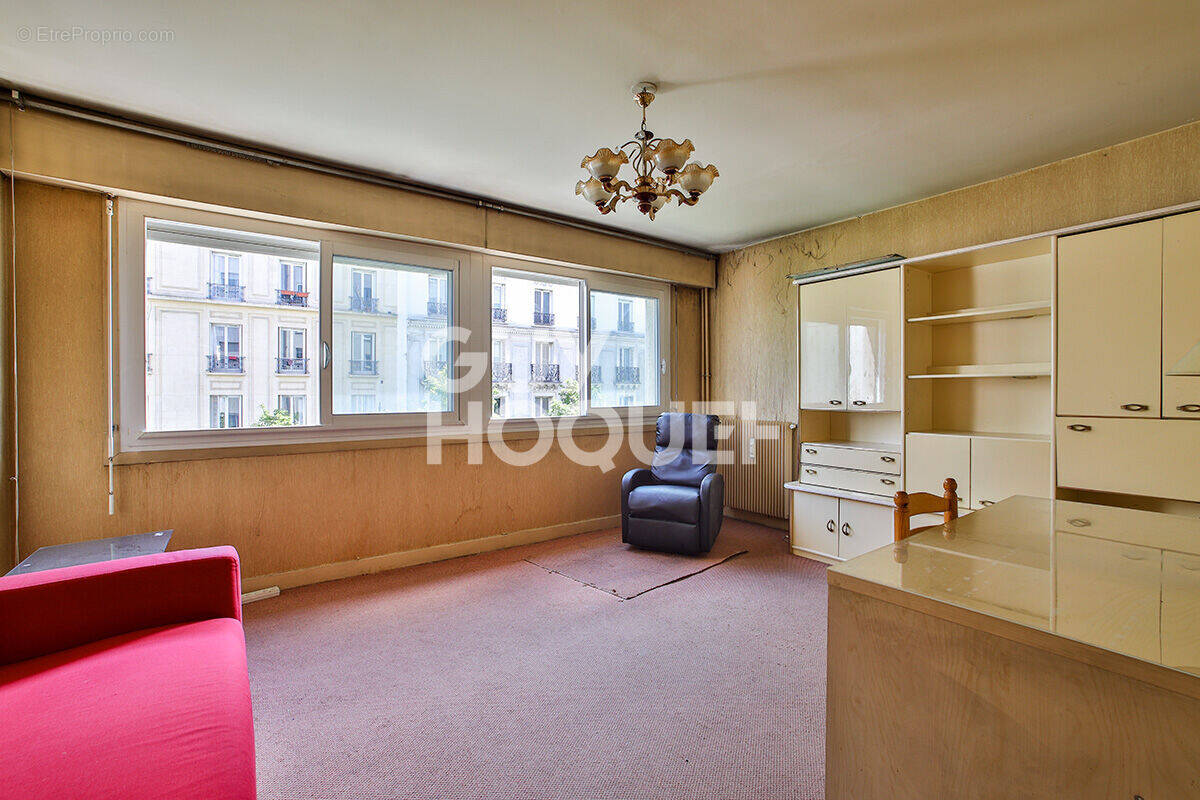 Appartement à PARIS-10E