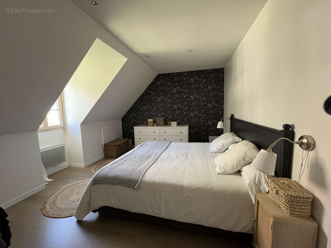 Maison à BRIARRES-SUR-ESSONNE