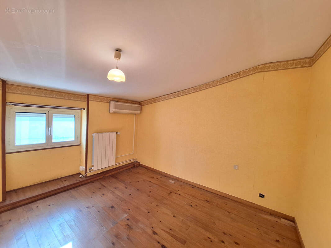 Maison à BOURG-SAINT-ANDEOL