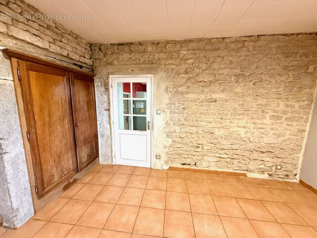 Maison à L'HOPITAL-DU-GROSBOIS
