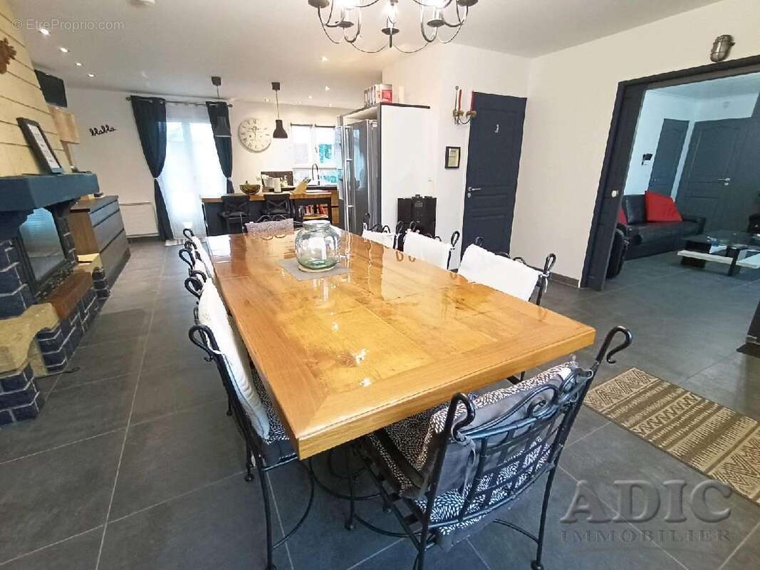 Maison à SAINT-MARD