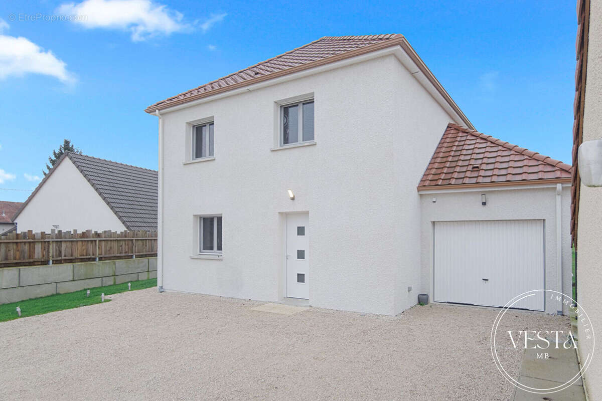 Maison à BRAZEY-EN-PLAINE