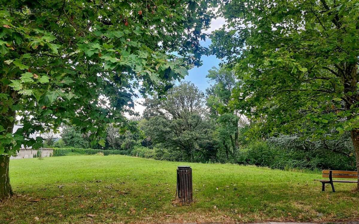 Appartement à CALUIRE-ET-CUIRE