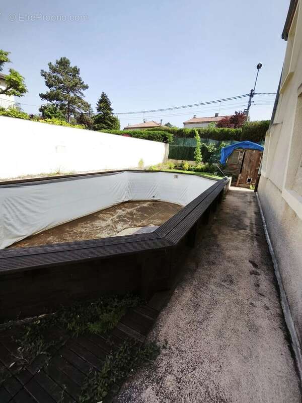 Maison à SAINT-MARCEL-LES-VALENCE