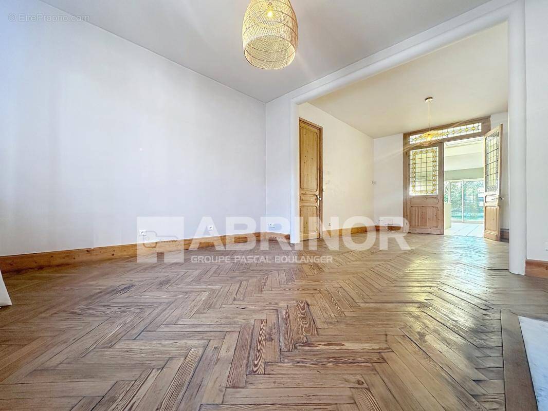 Maison à MARCQ-EN-BAROEUL