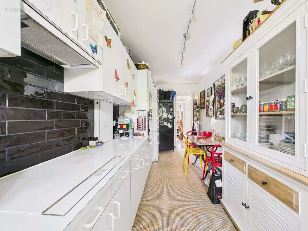 Appartement à PARIS-20E