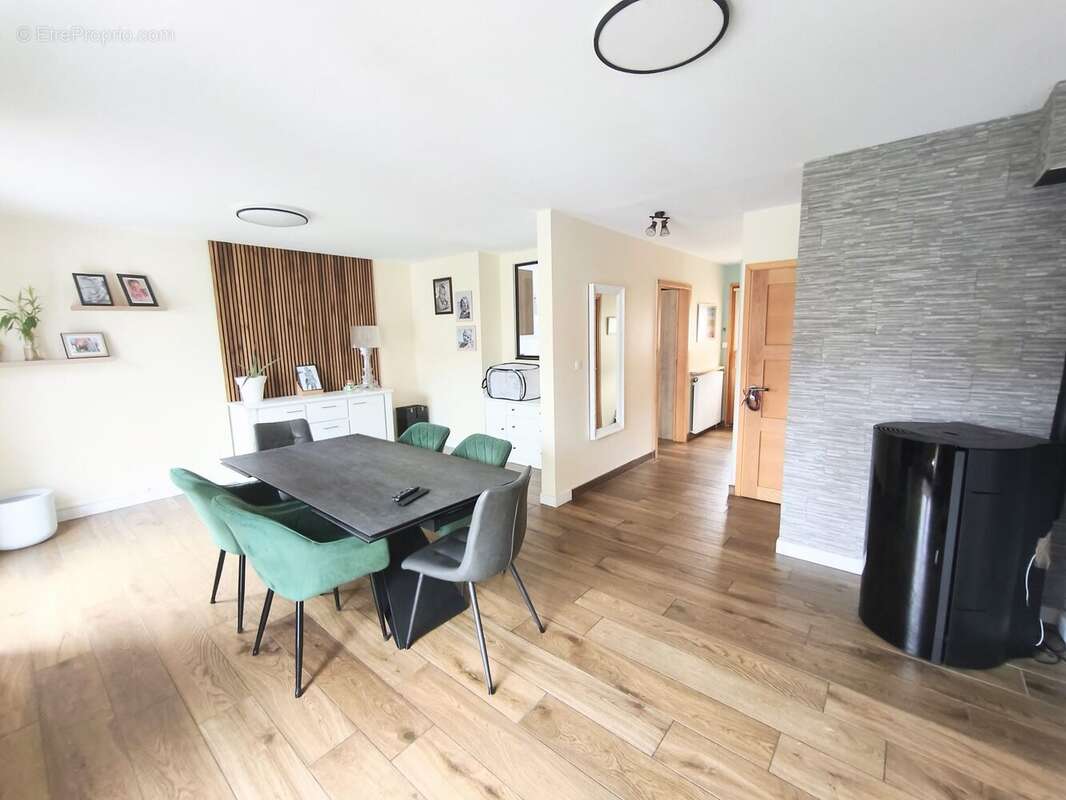 Maison 91 m² à Pontarlier  - photo 4