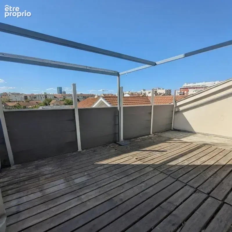 Maison Lyon 5 pièce(s) 121 m2 - photo 2